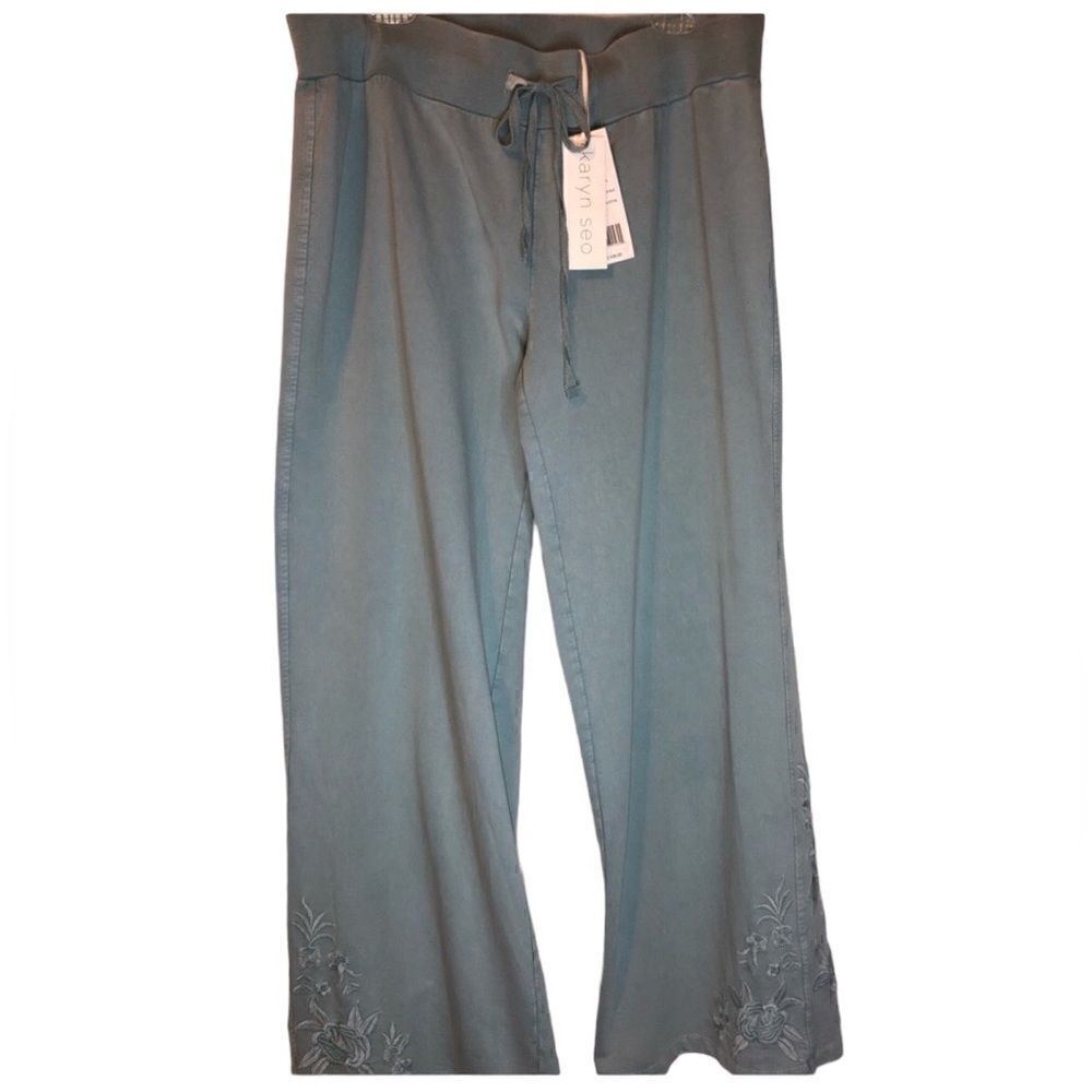 NWT KAYRYN SEO  Sweat Pants Wide Embroidered Legs in Sage Green Light & Blue XL